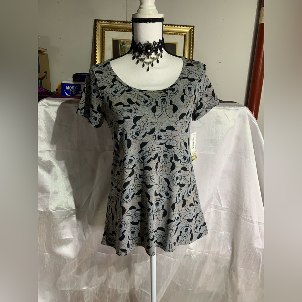 Lularoe Classic T Disney Minnie Mouse Top